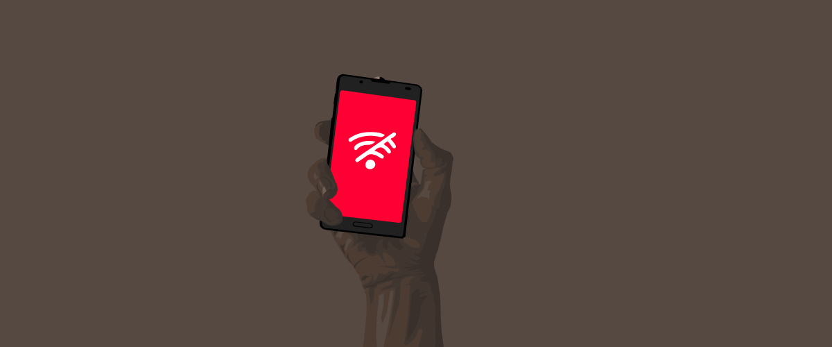 a phone screen displaying no connectivity